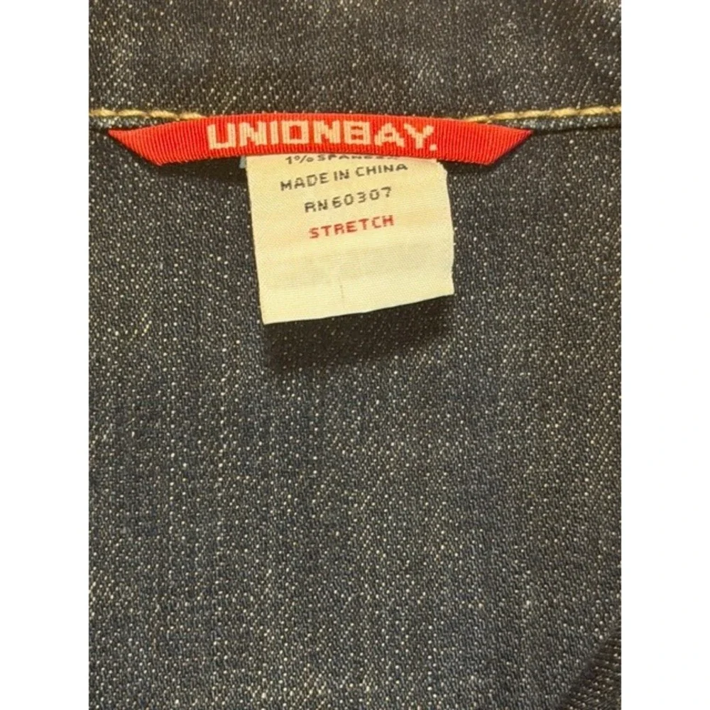 Unionbay Womens Dark Wash Distressed Cropped Denim Trucker‎ Jacket Stretch Small